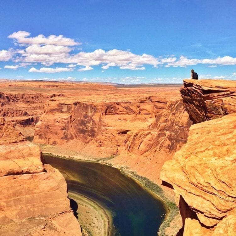 The-Hike-Horseshoe-Bend-USA