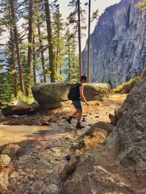 Upper Yosemite Fall 10