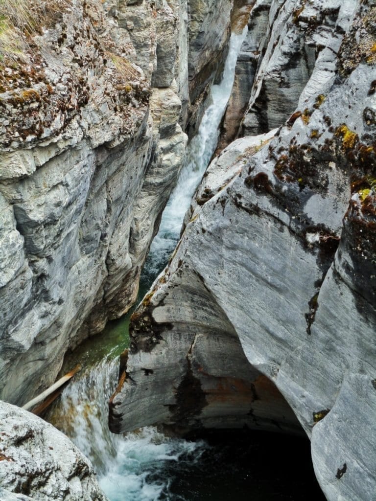 Maligne Canyon-The Hike