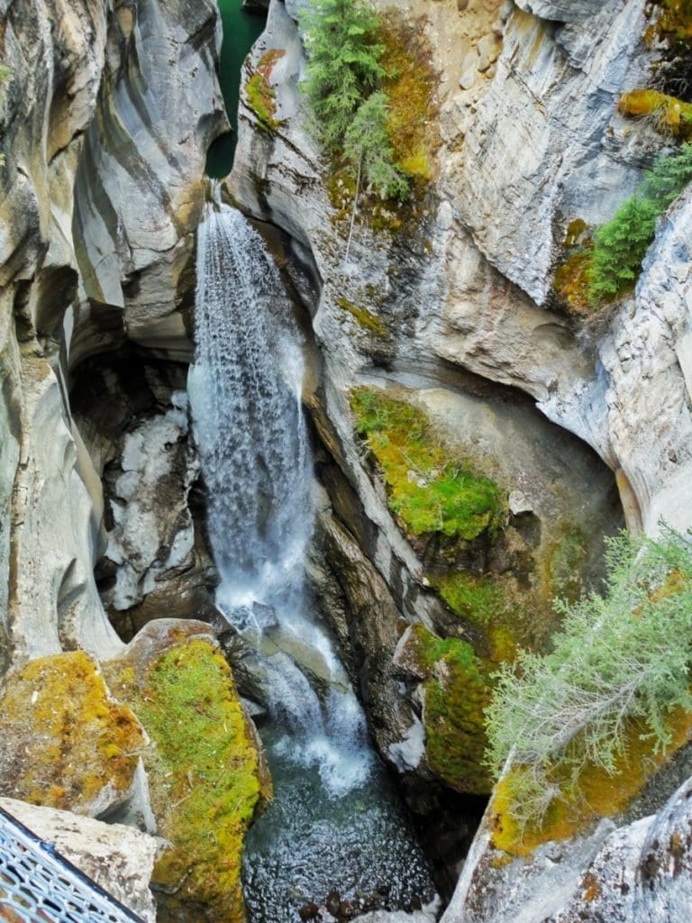 Maligne Canyon-The Hike