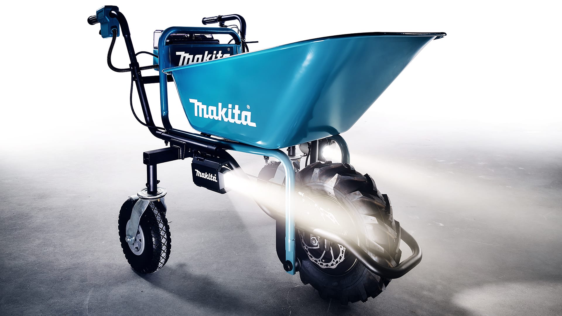 Stookhout vervoeren is een eitje met deze Makita - The Outdoors