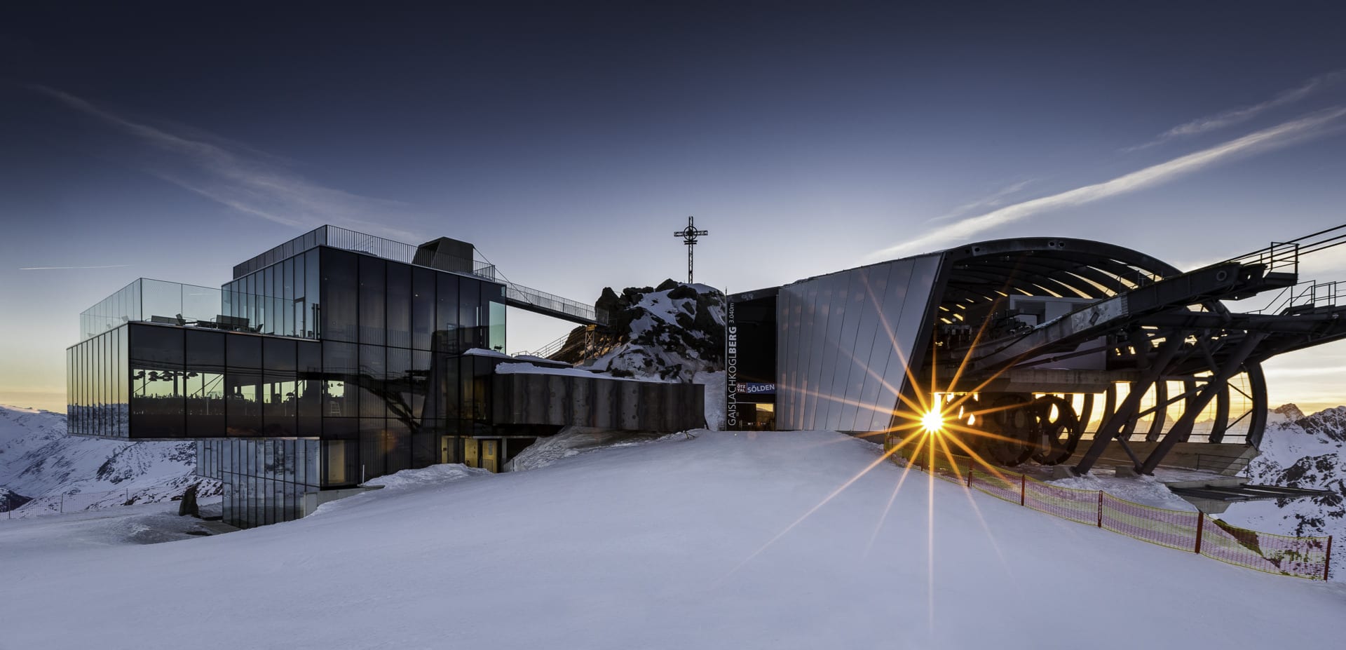 Spectaculaire James Bond experience in Sölden The Hike
