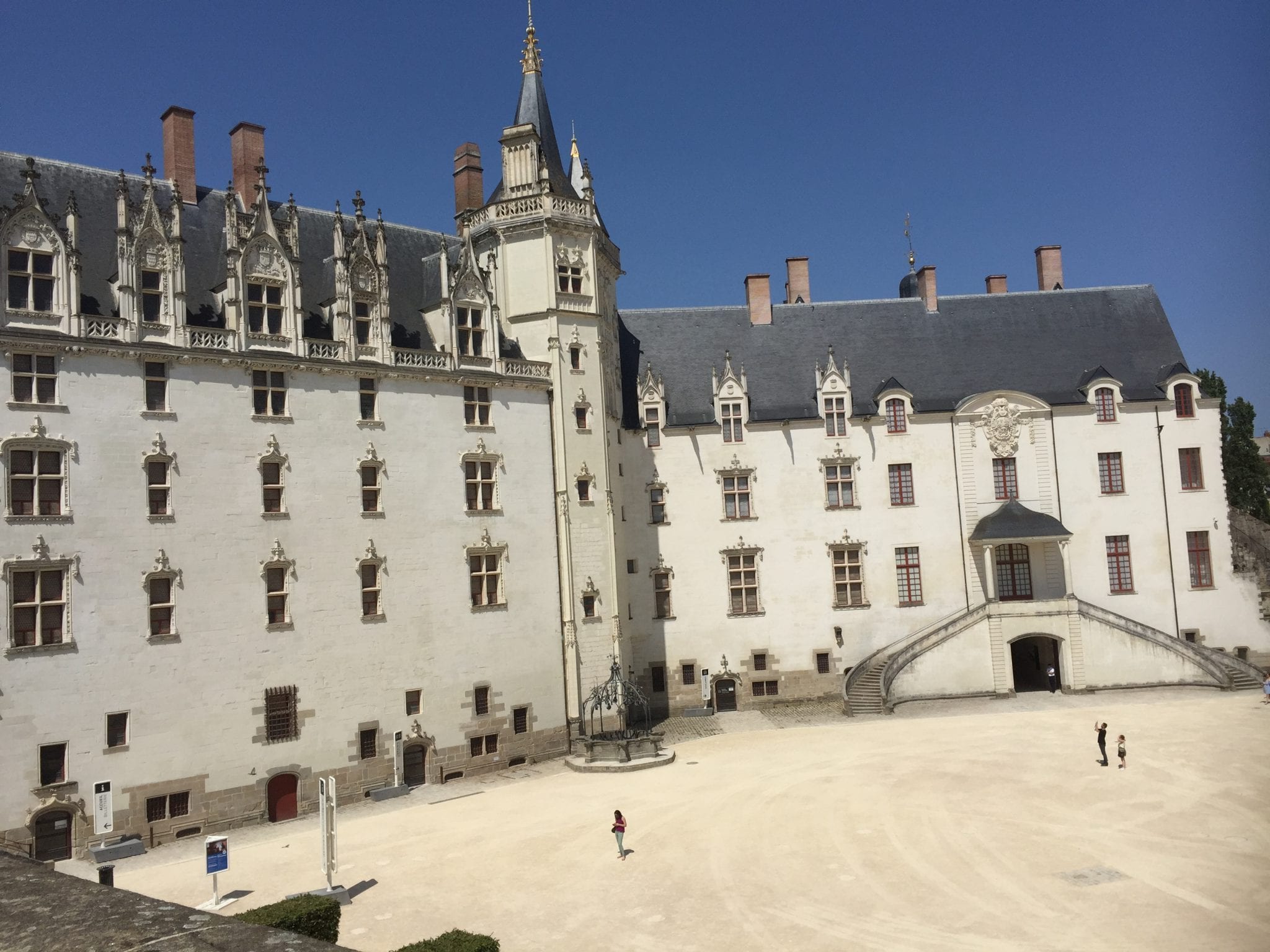 urban hike in Nantes