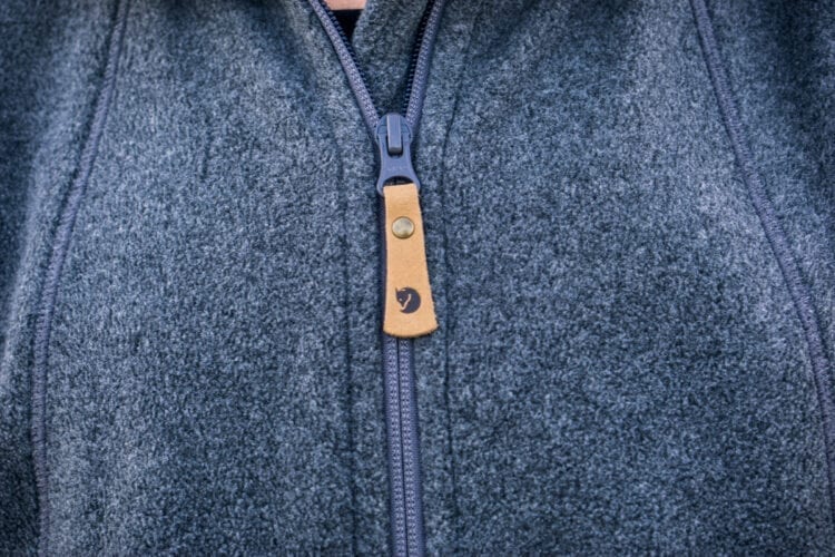 Fleece vest zip
