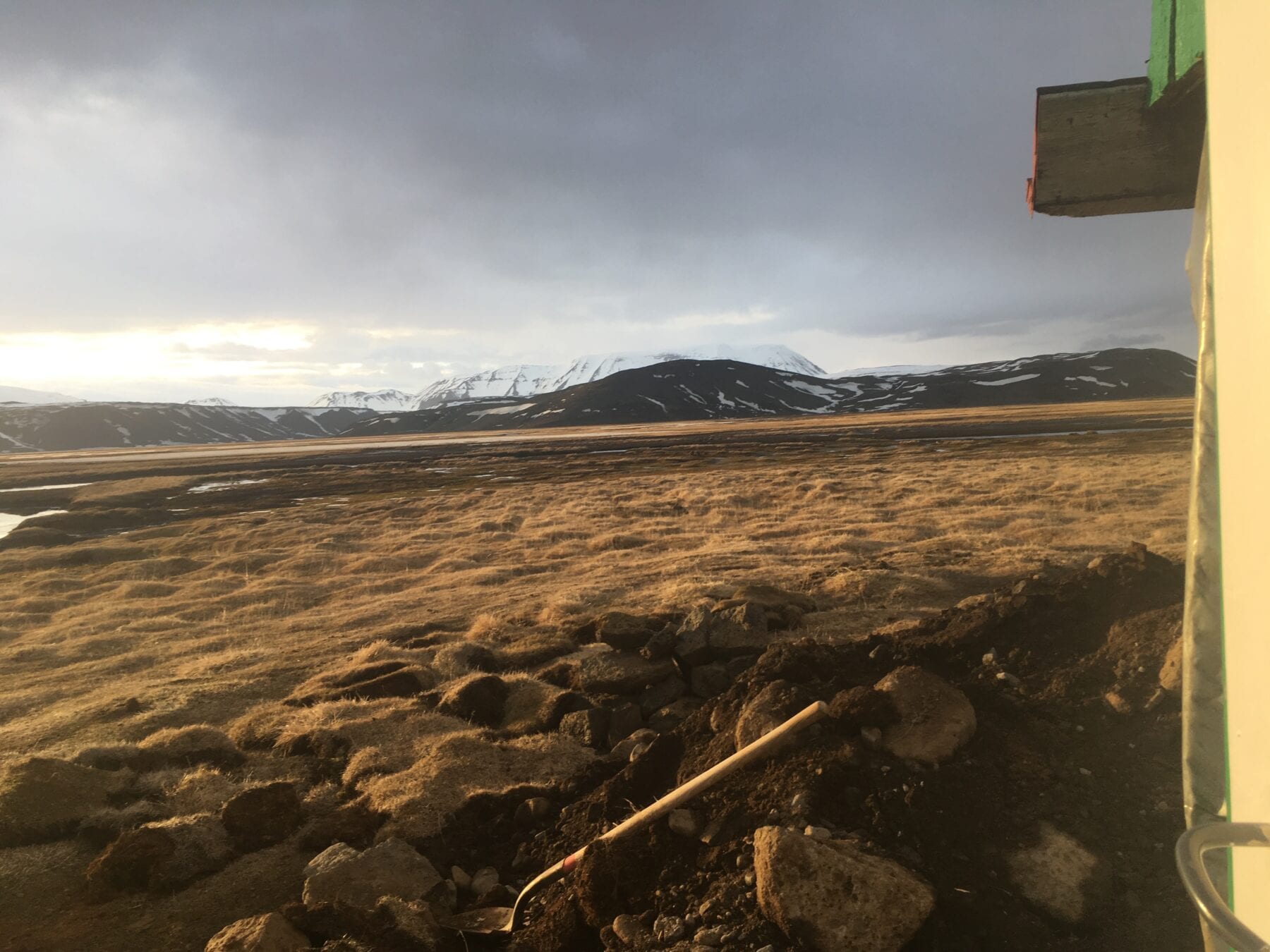 Dan Richards Outpost IJsland uitzicht
