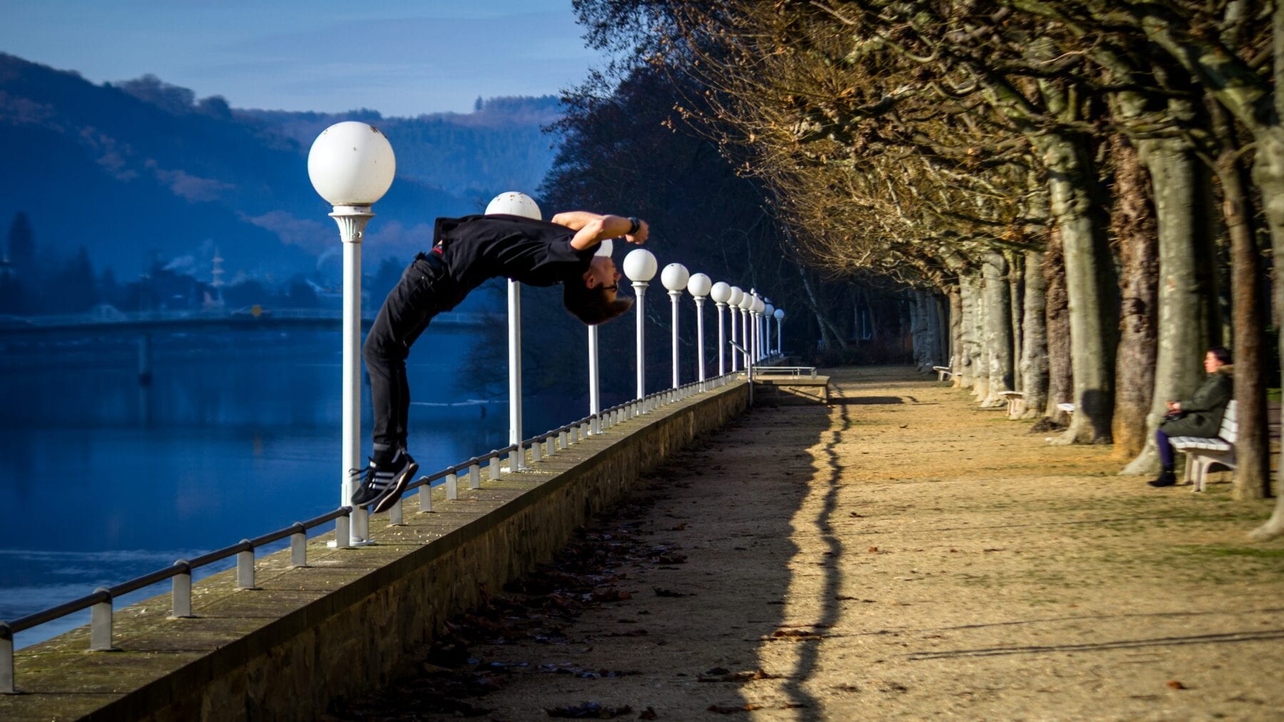 Freerunning backflip