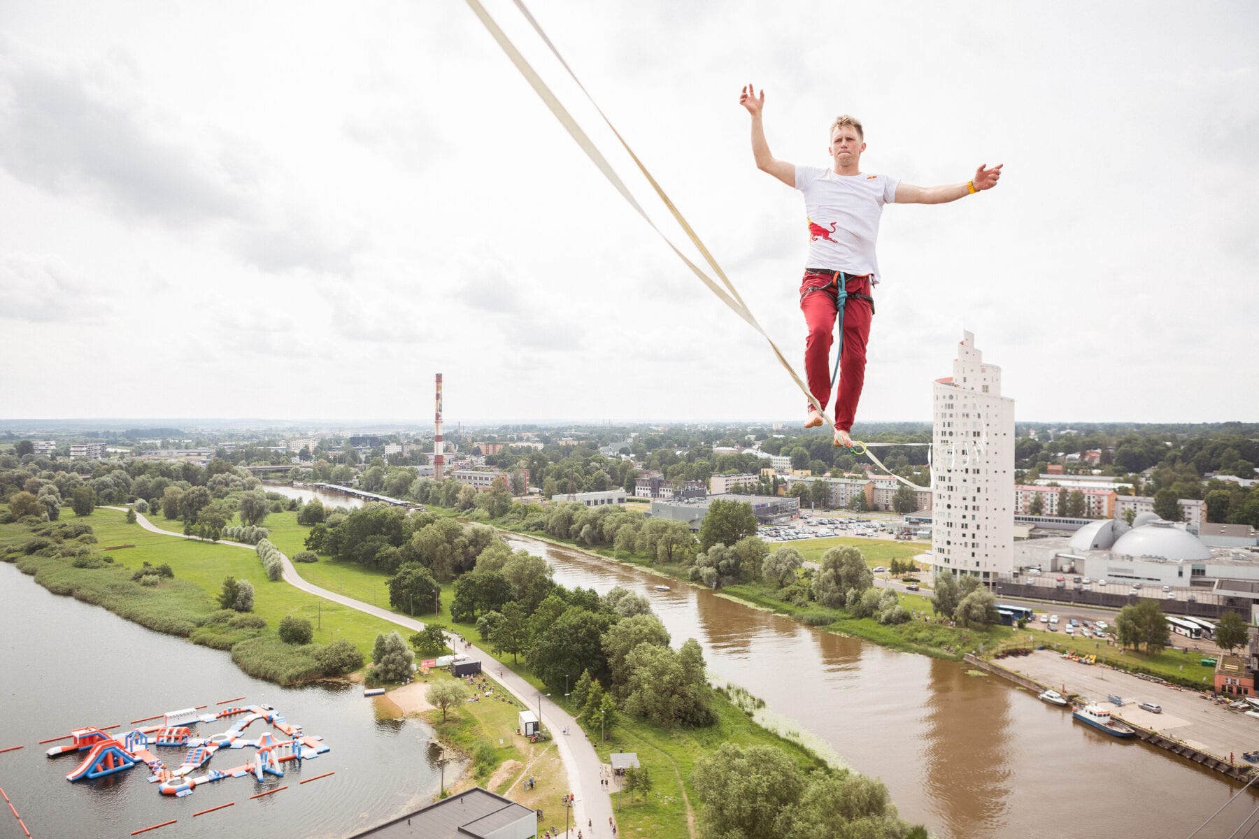 Slackline extreme sport