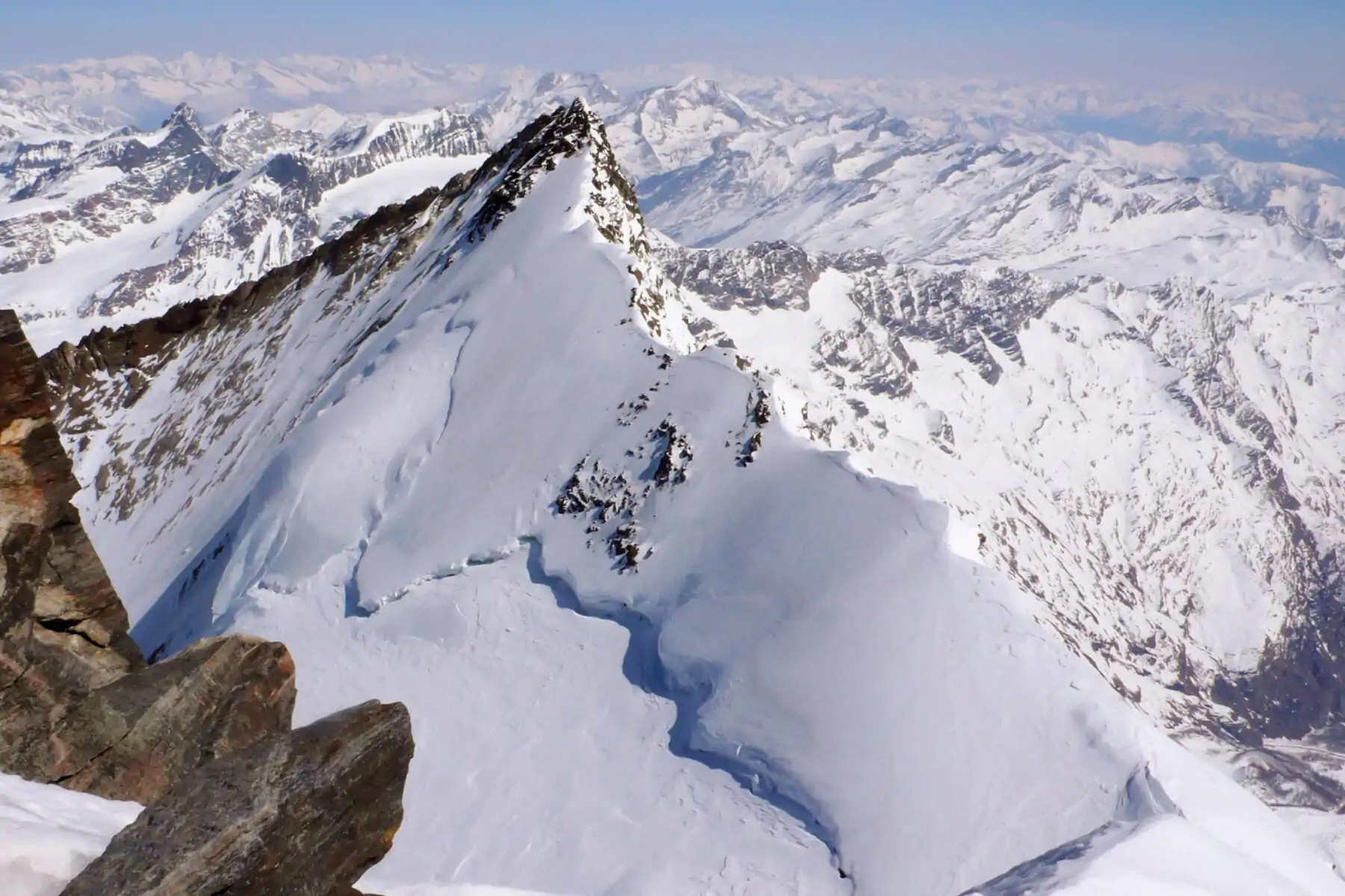Nordend is nummer twee van de hoogste bergen van Zwitserland