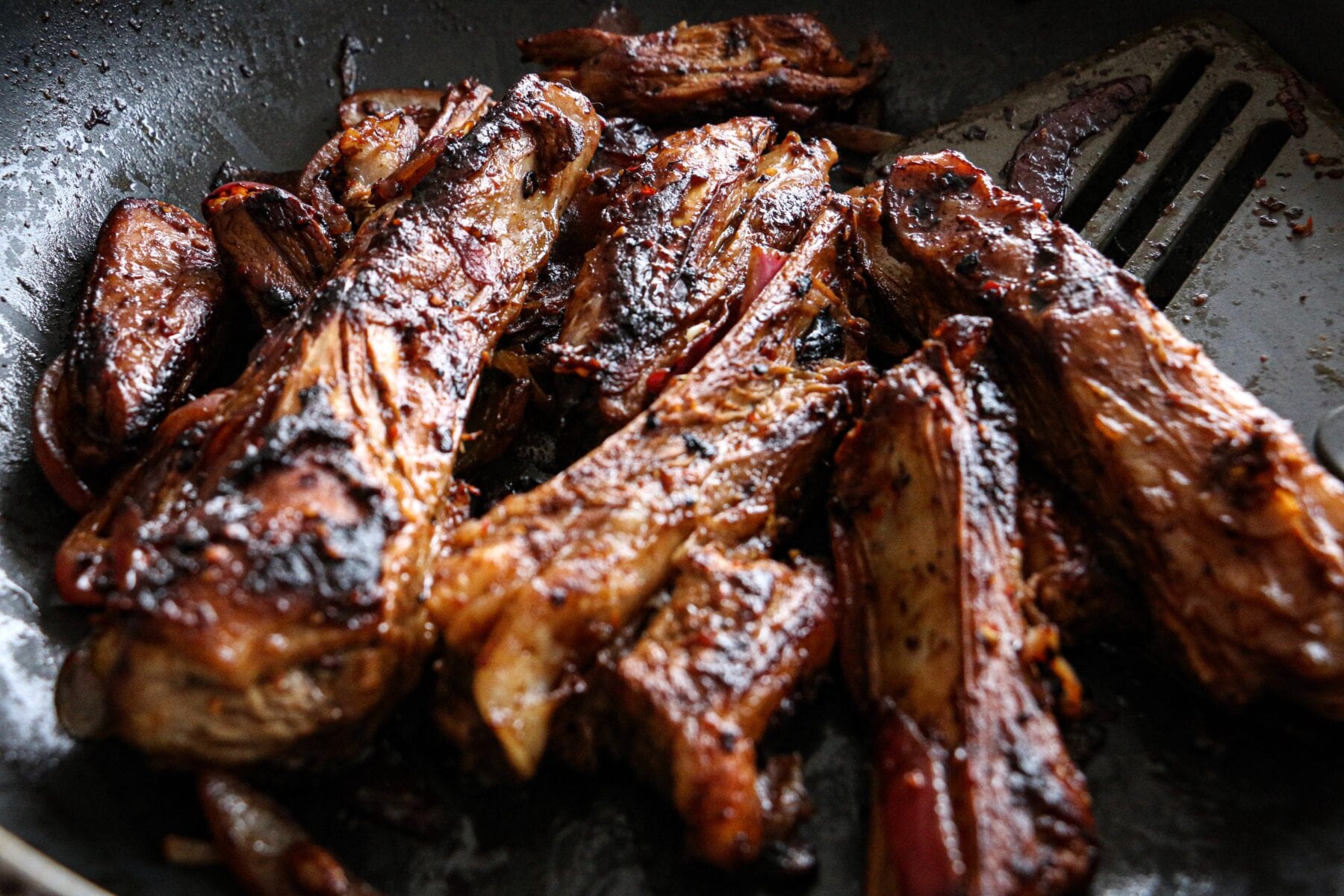 Dutch Oven recepten spare ribs