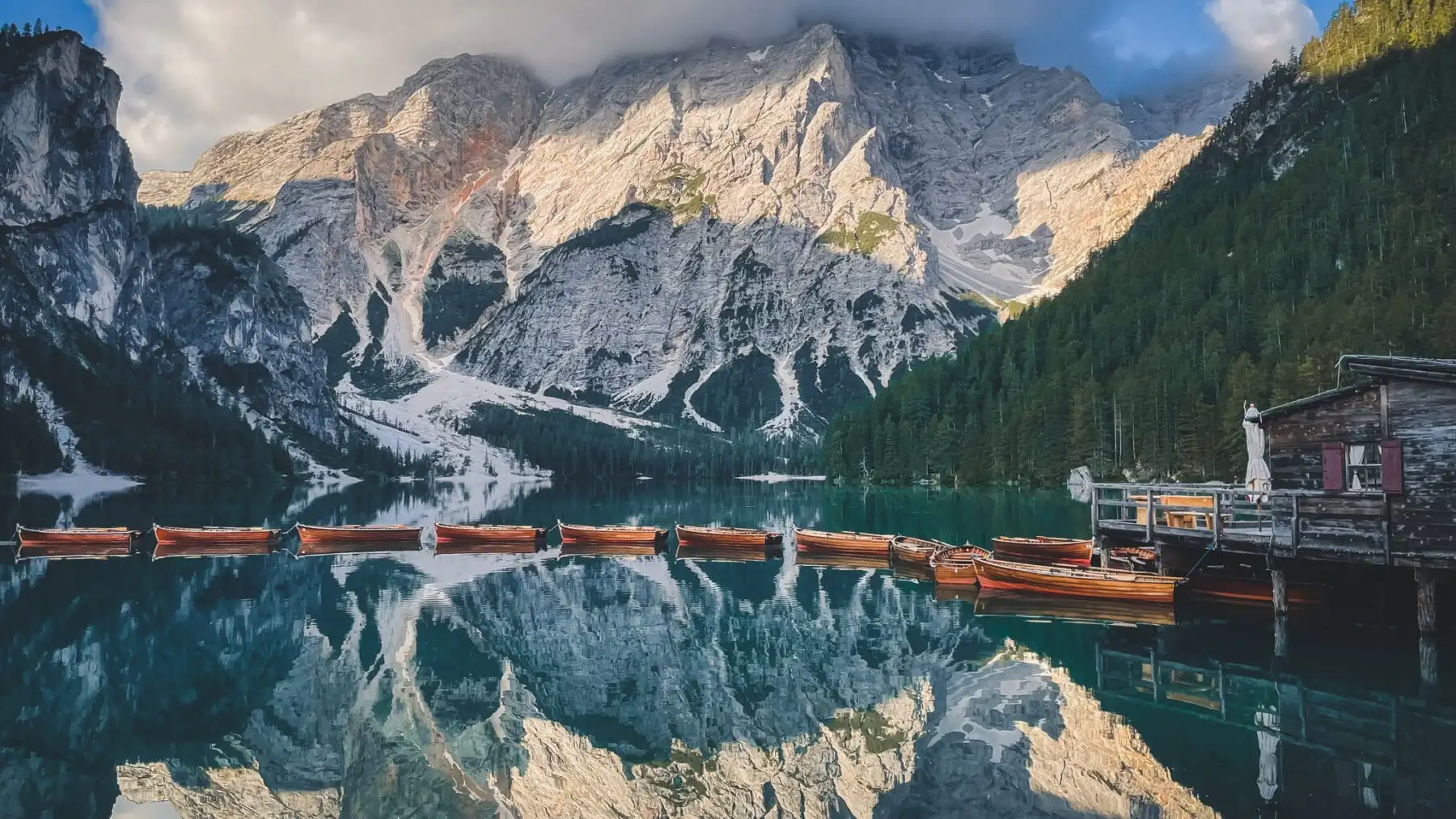 Pragser Wildsee-Via Alpina trail