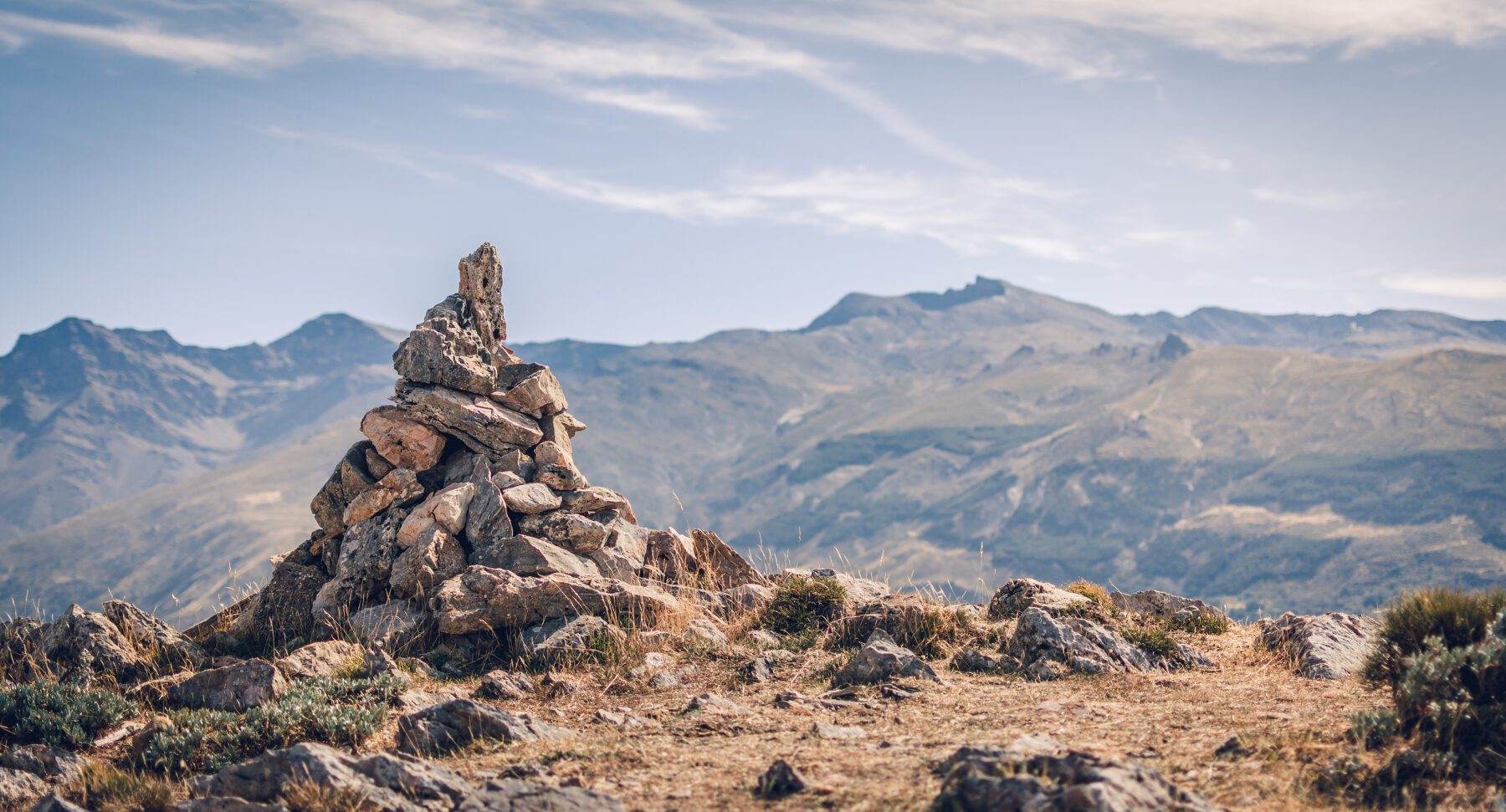 Sierra Nevada hiking path