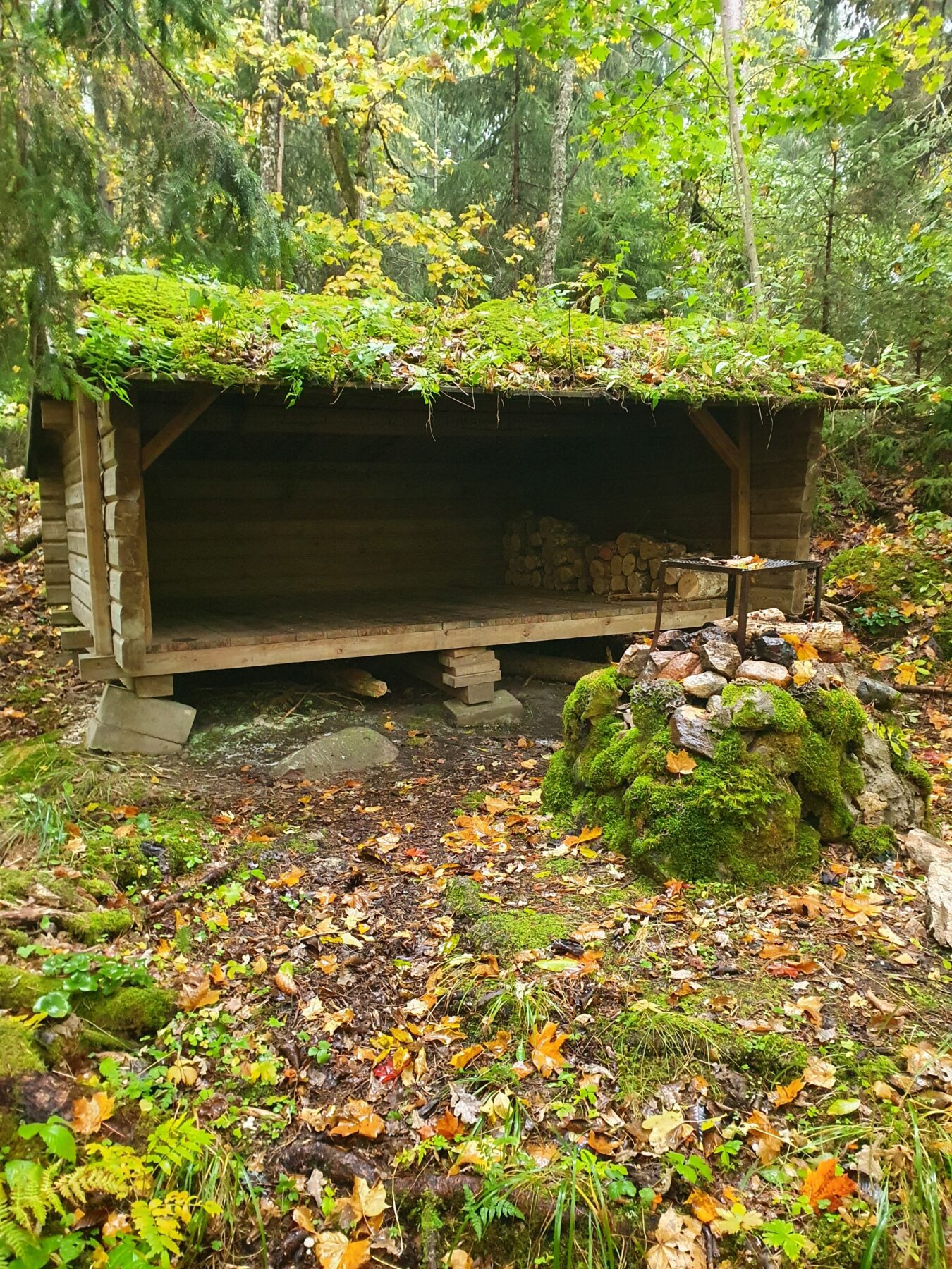 Bruksleden trail shelter