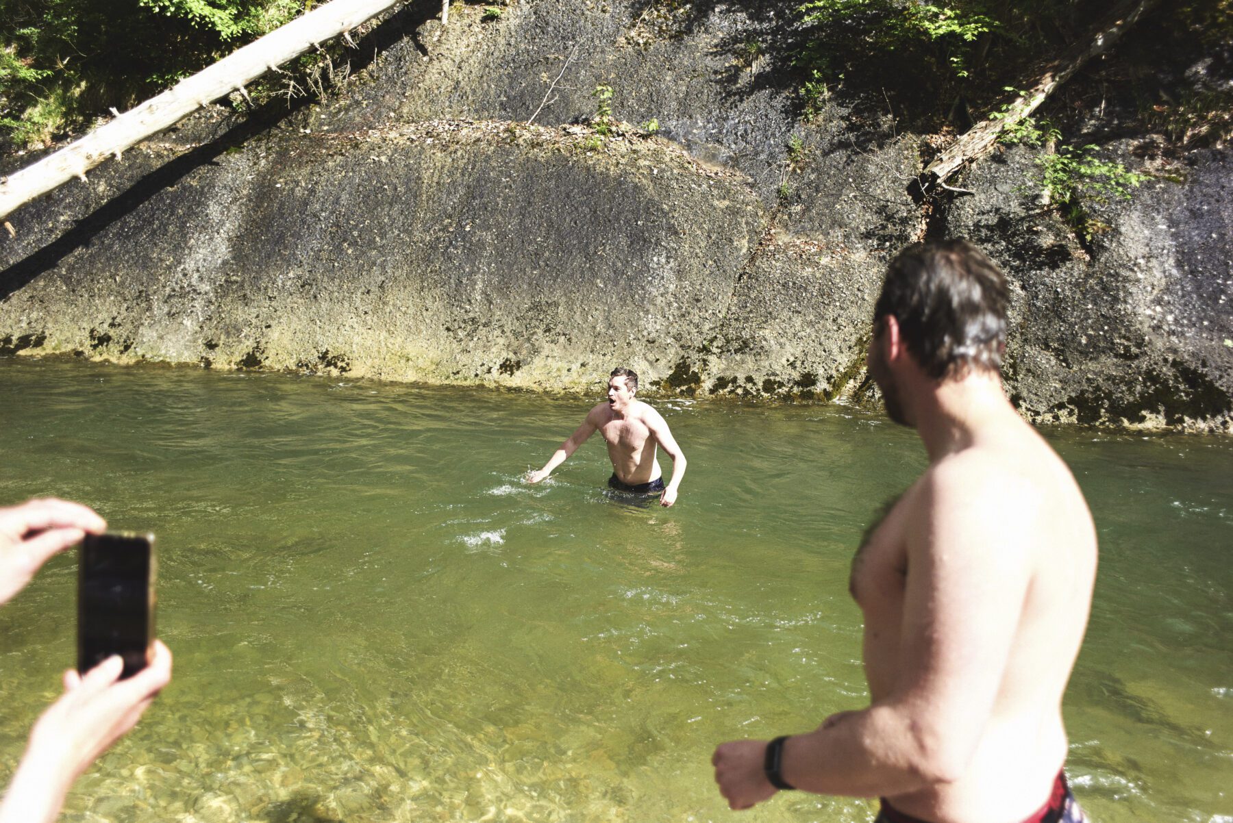 een plons in het koude water