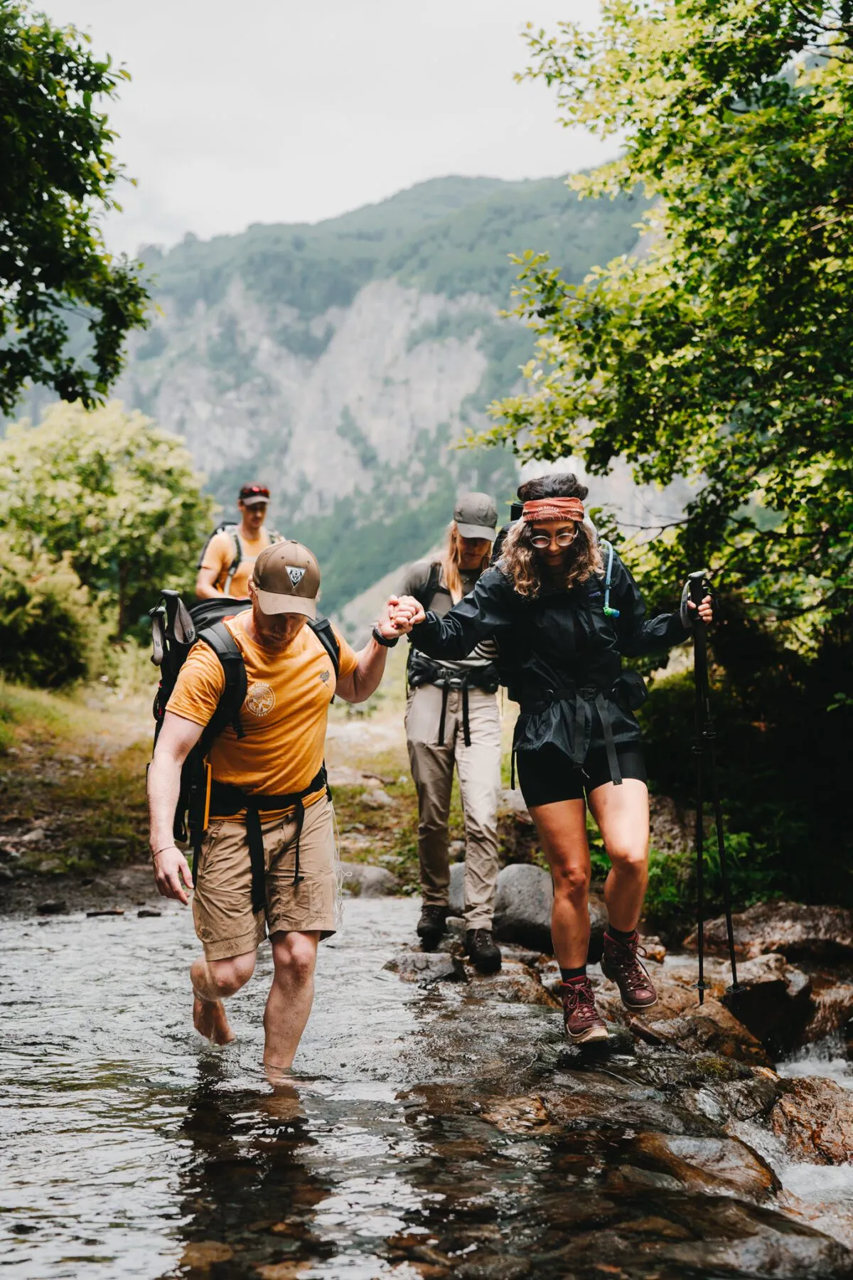 Proberen droge voeten te houden tijdens The Balkan Trail