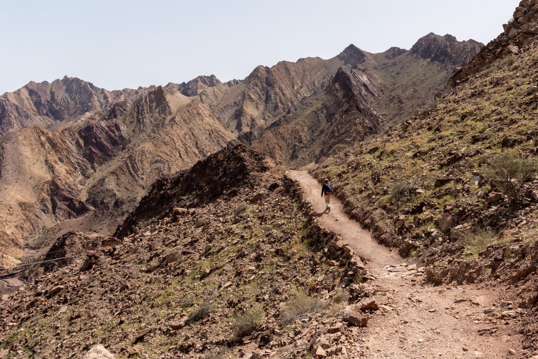 Met gids hiken in het Hajar-gebergte