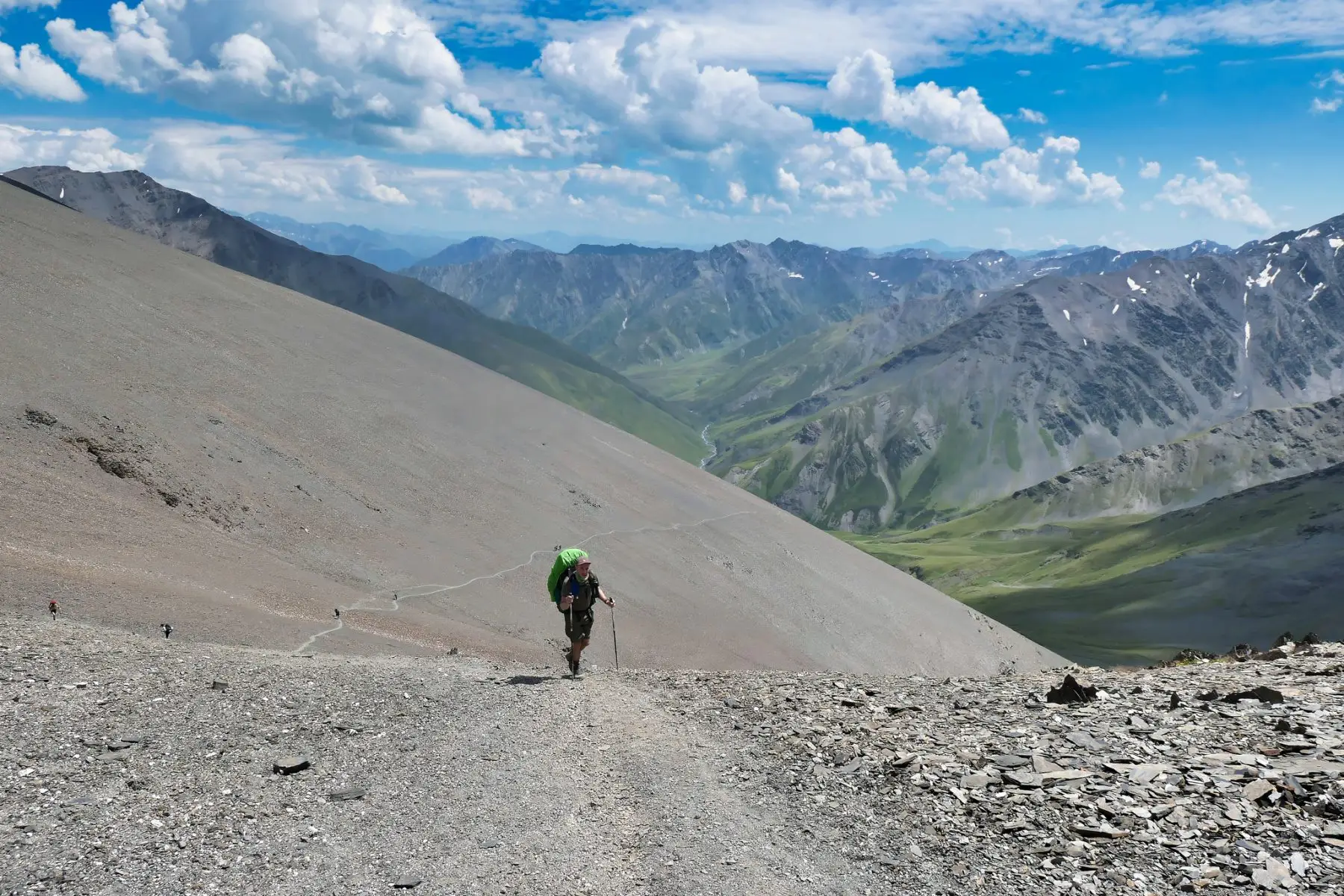 Hiken in Georgië bijna op Atsunta