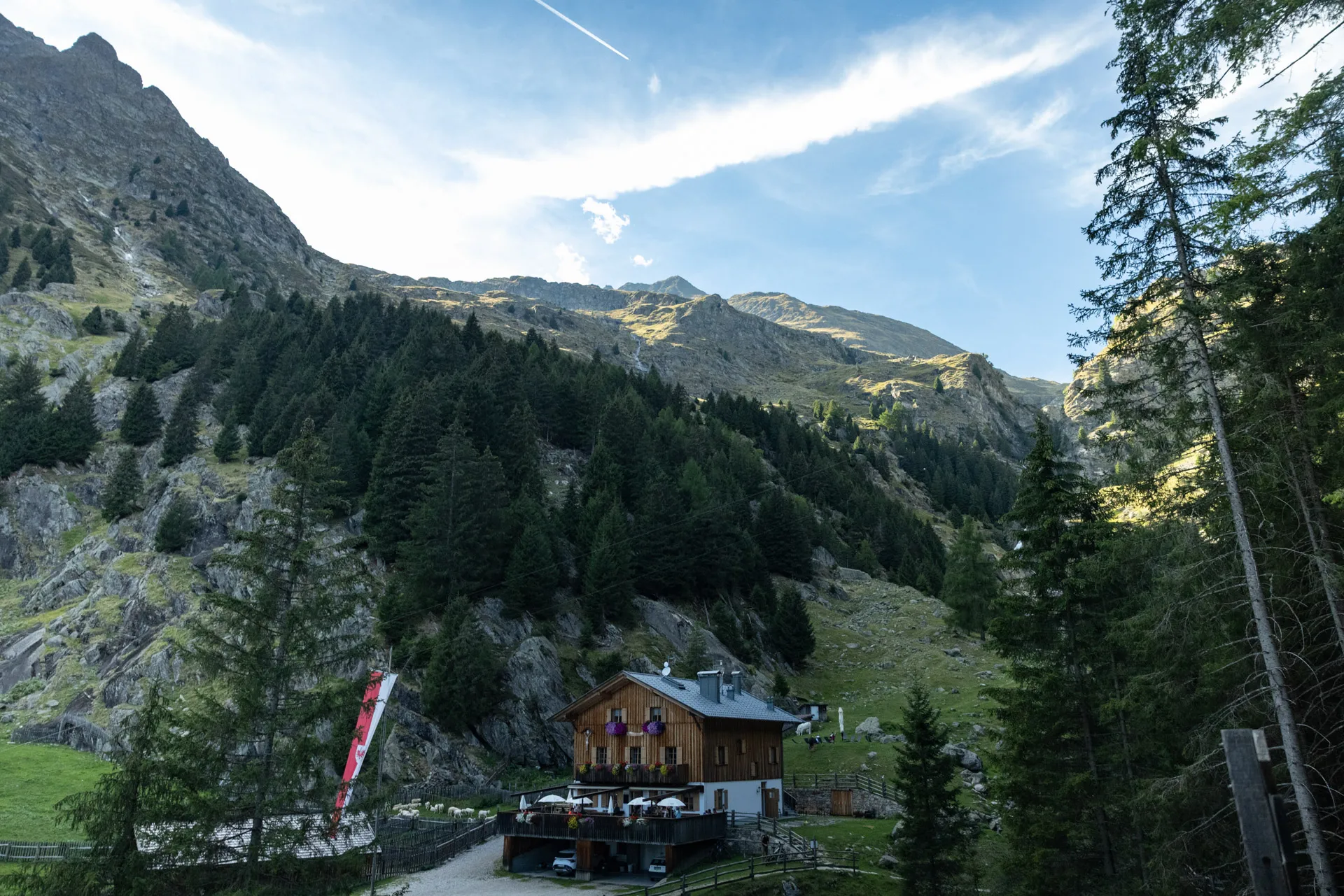 Nasereit Hutte op de Meraner Höhenweg 