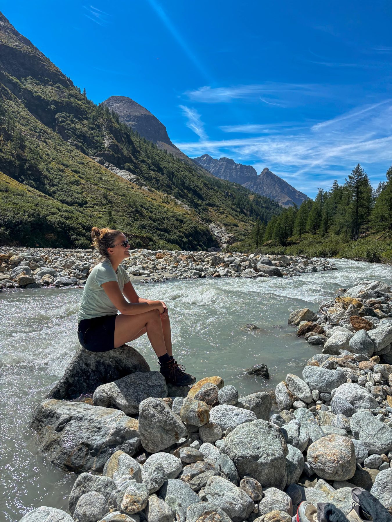 Als je iets verder loopt bij Rifugio Prarayer kom je op dit mooie plekje aan de rivier