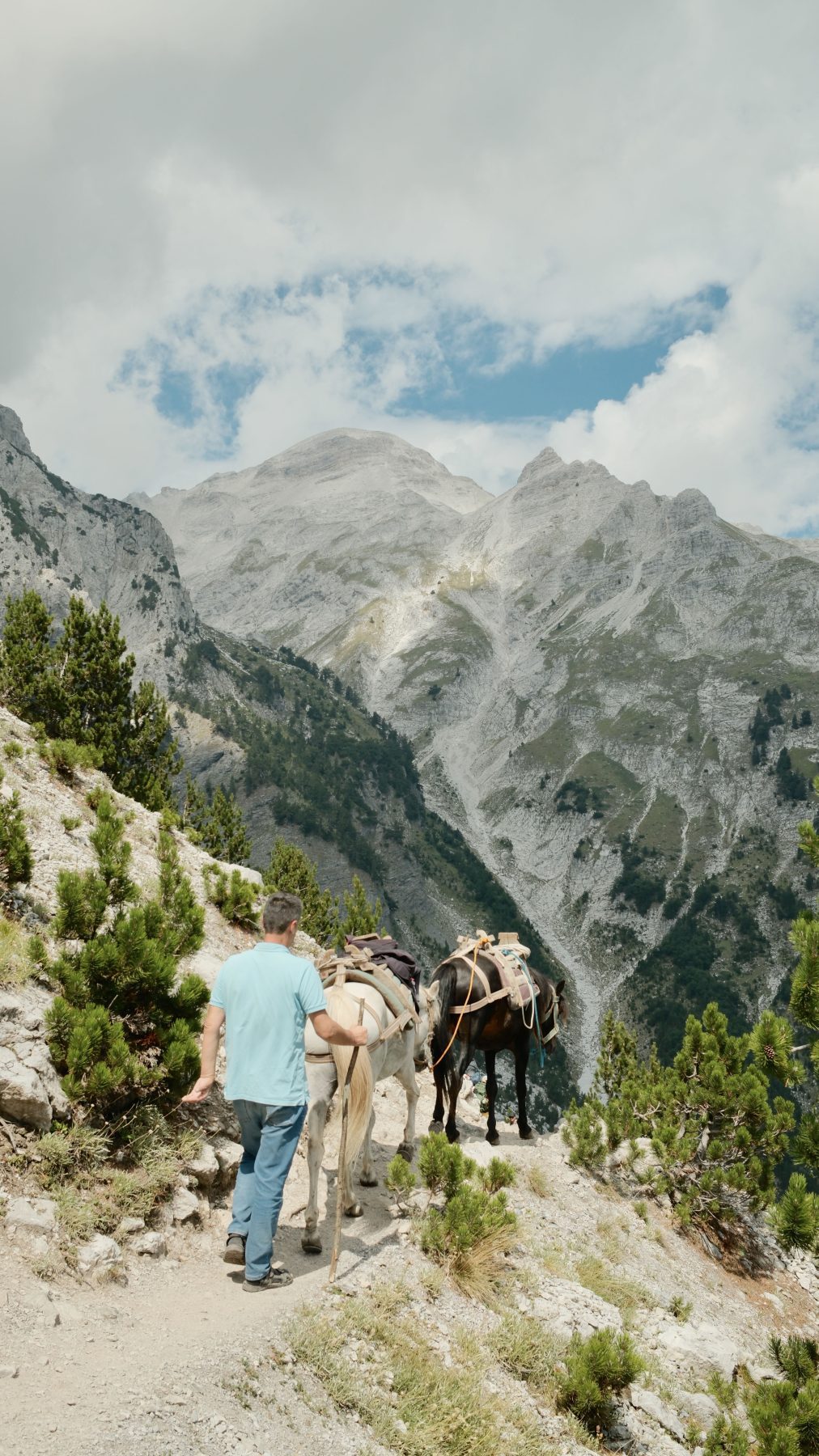 Hiken Theth Valbona