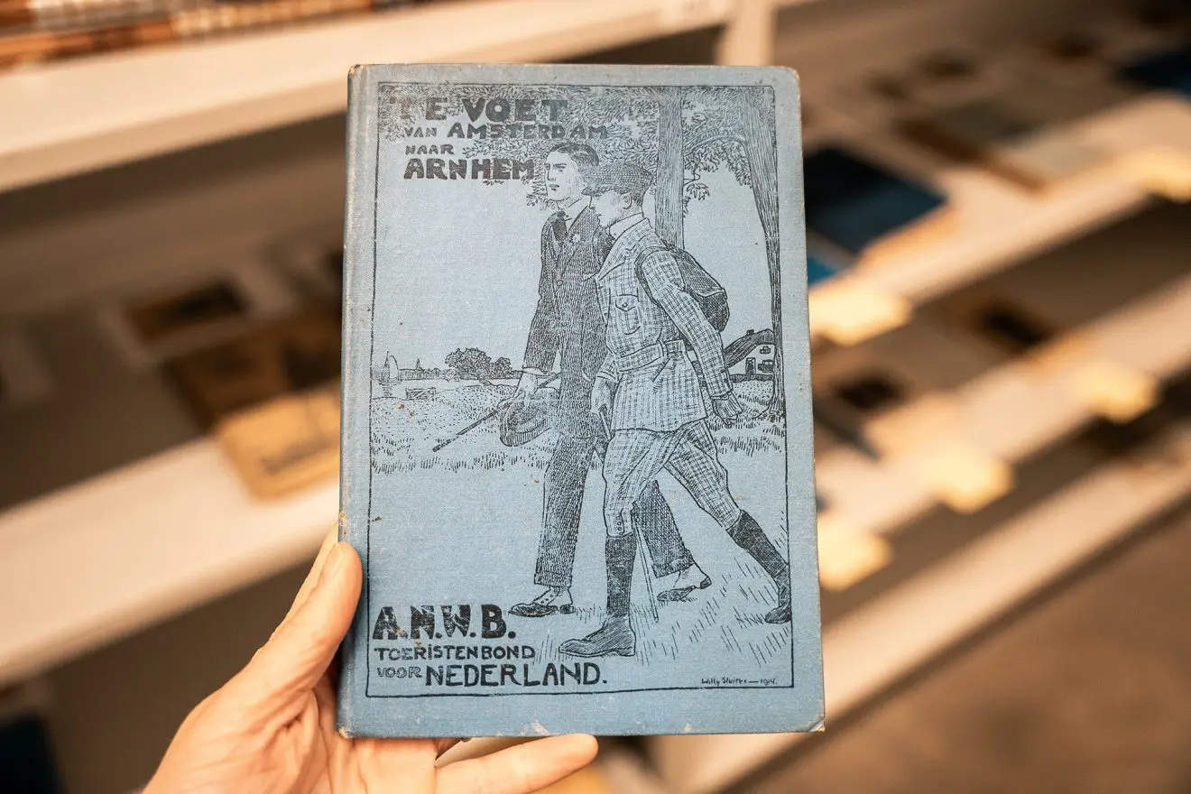 Oudste wandelroute van Nederland routeboekje uit het ANWB archief