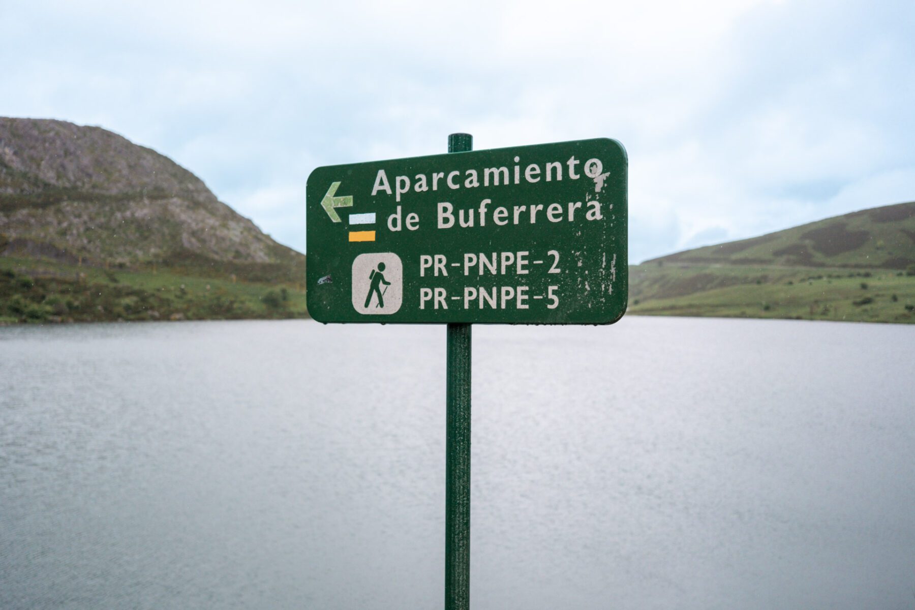 Bord bij Lago Enol, een van de meren bij Covadonga