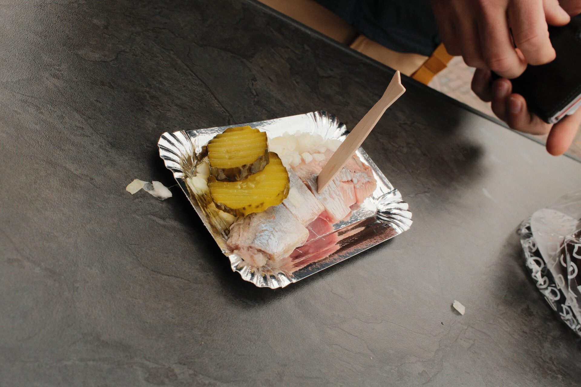 Verse vis eten tijdens Het Ziltepad